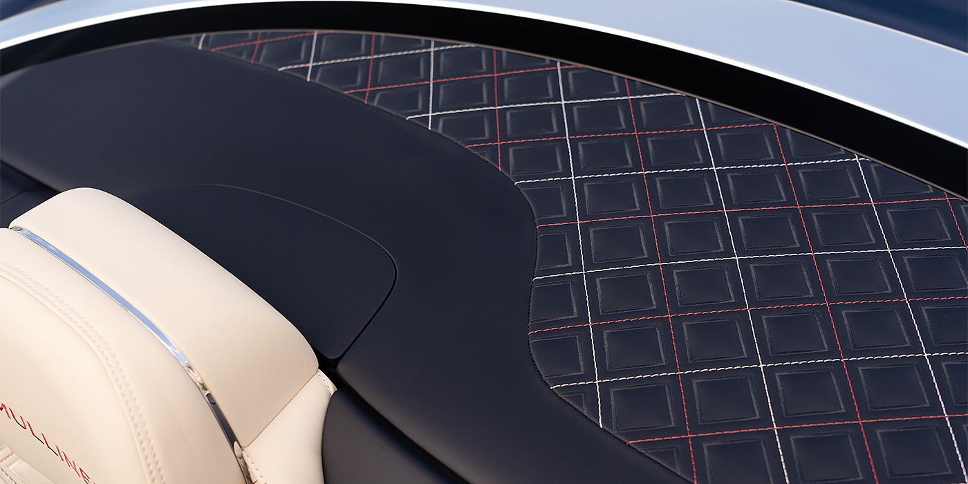 Bentley Bahrain Bentley Continental GTC Mulliner convertible seat and cross stitched tonneau cover